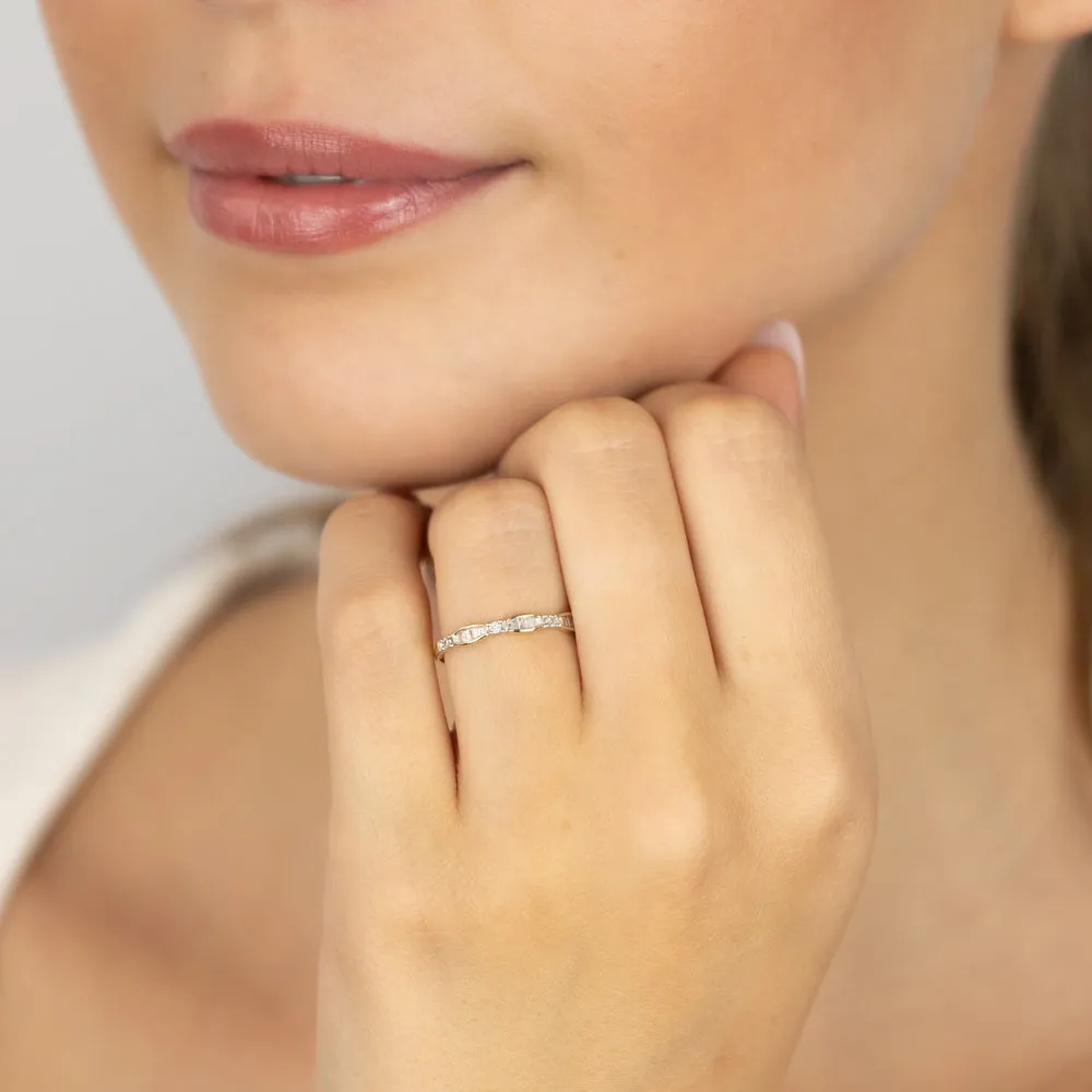 10ct Yellow Gold Diamond Ring