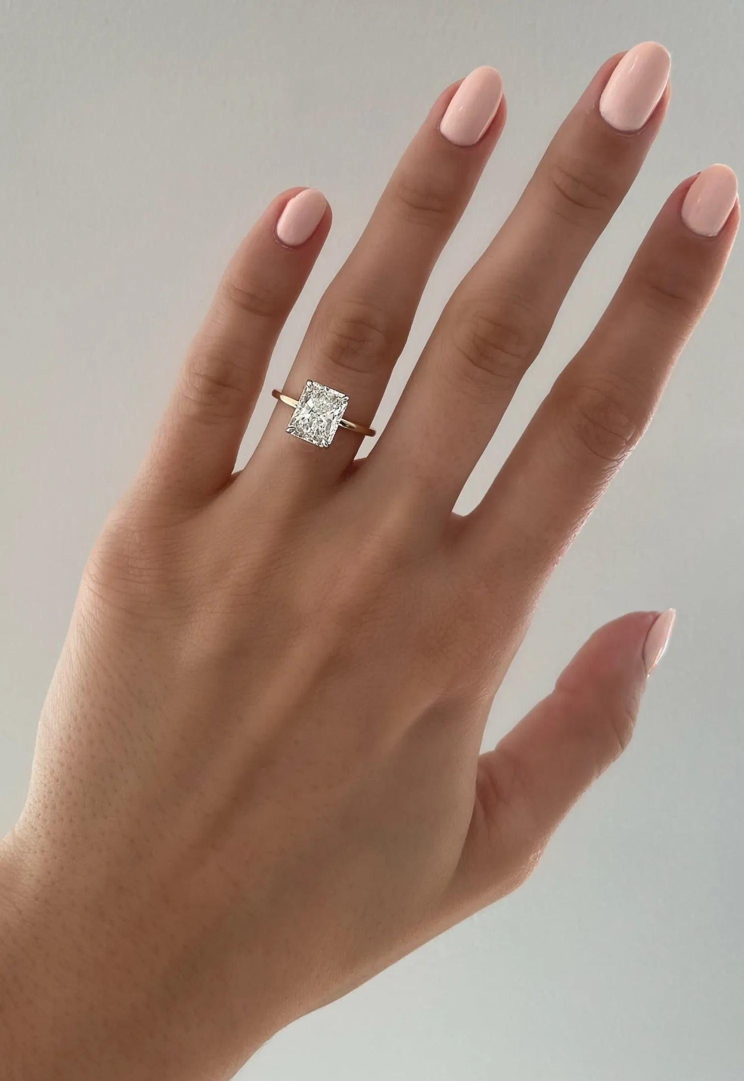 2.85 Radiant Whisper Thin®