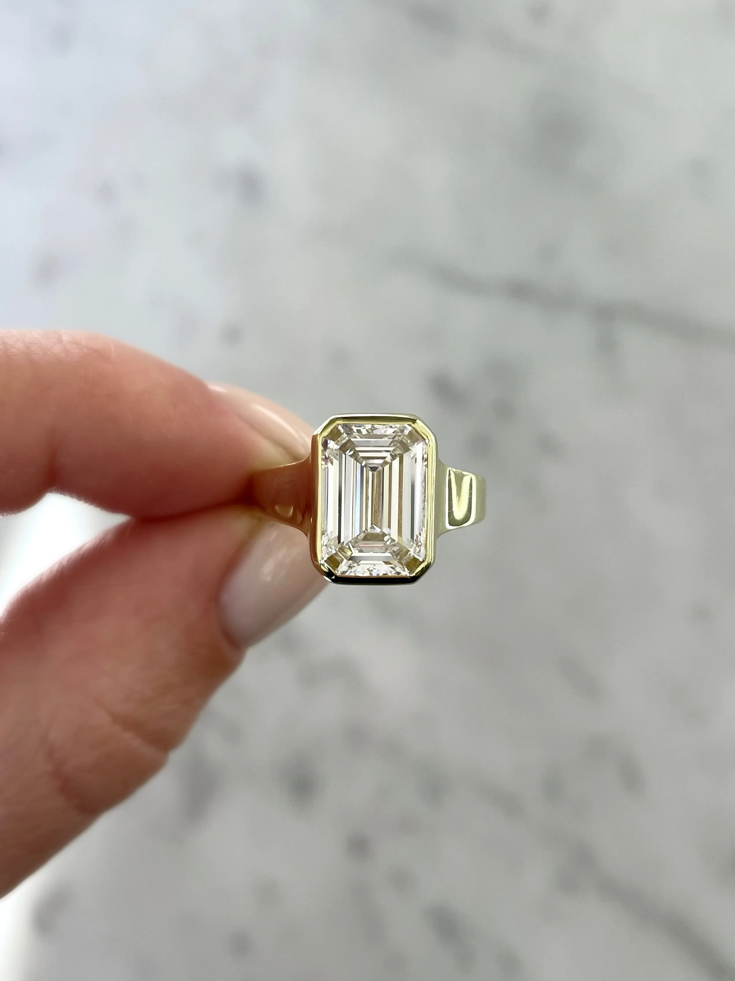 4.03 Lab Grown Emerald Paragon Bezel