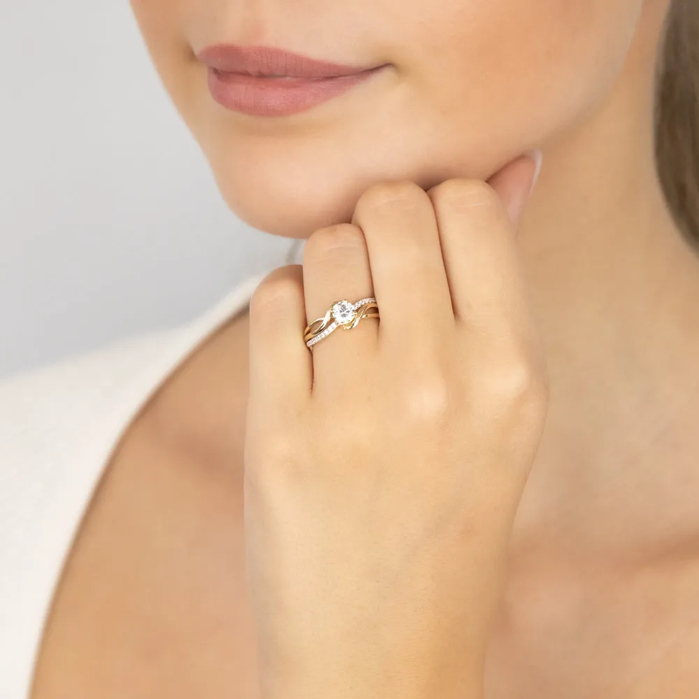 9ct Yellow Gold 19 Cubic Zirconia Ring