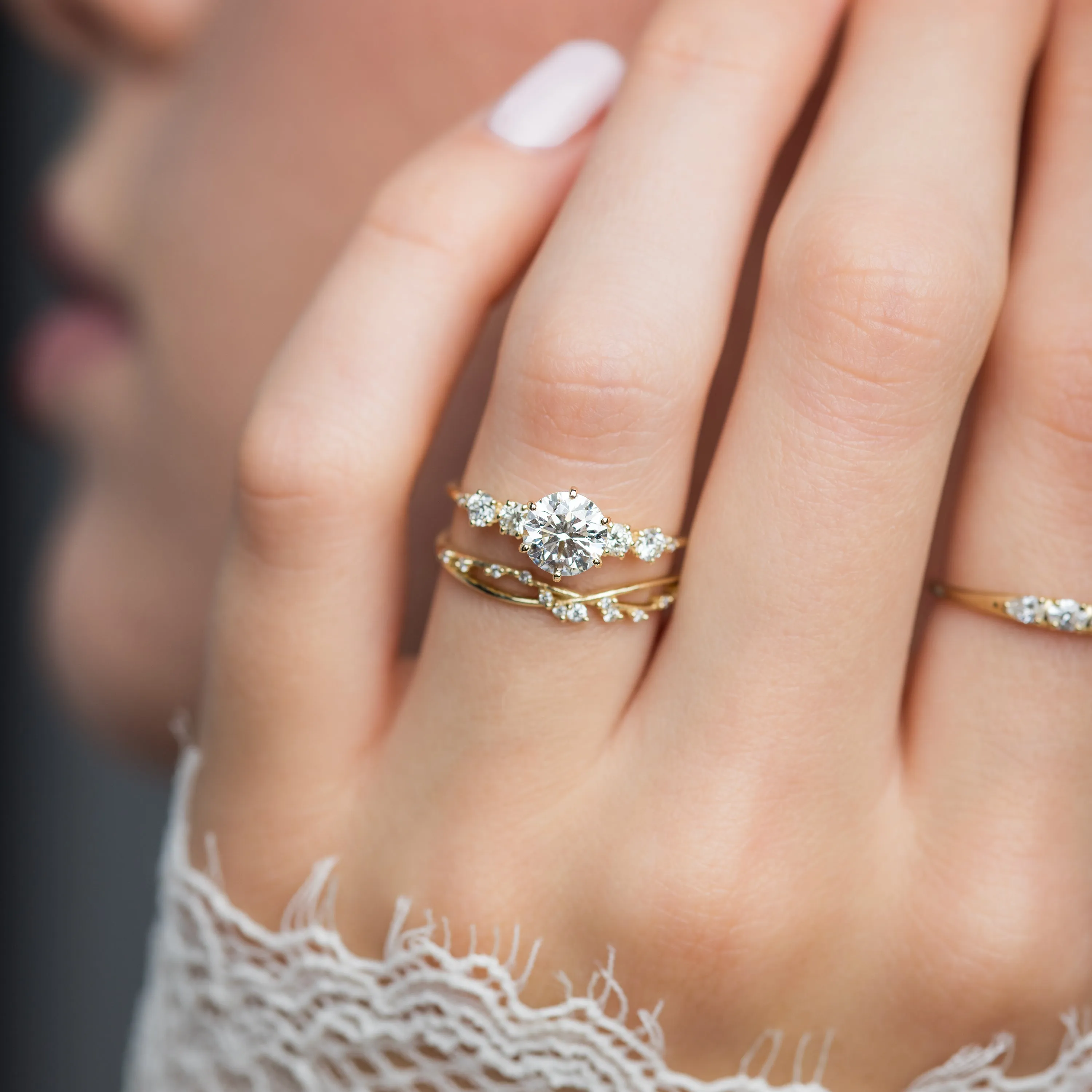 Coda Ring, Round Cut
