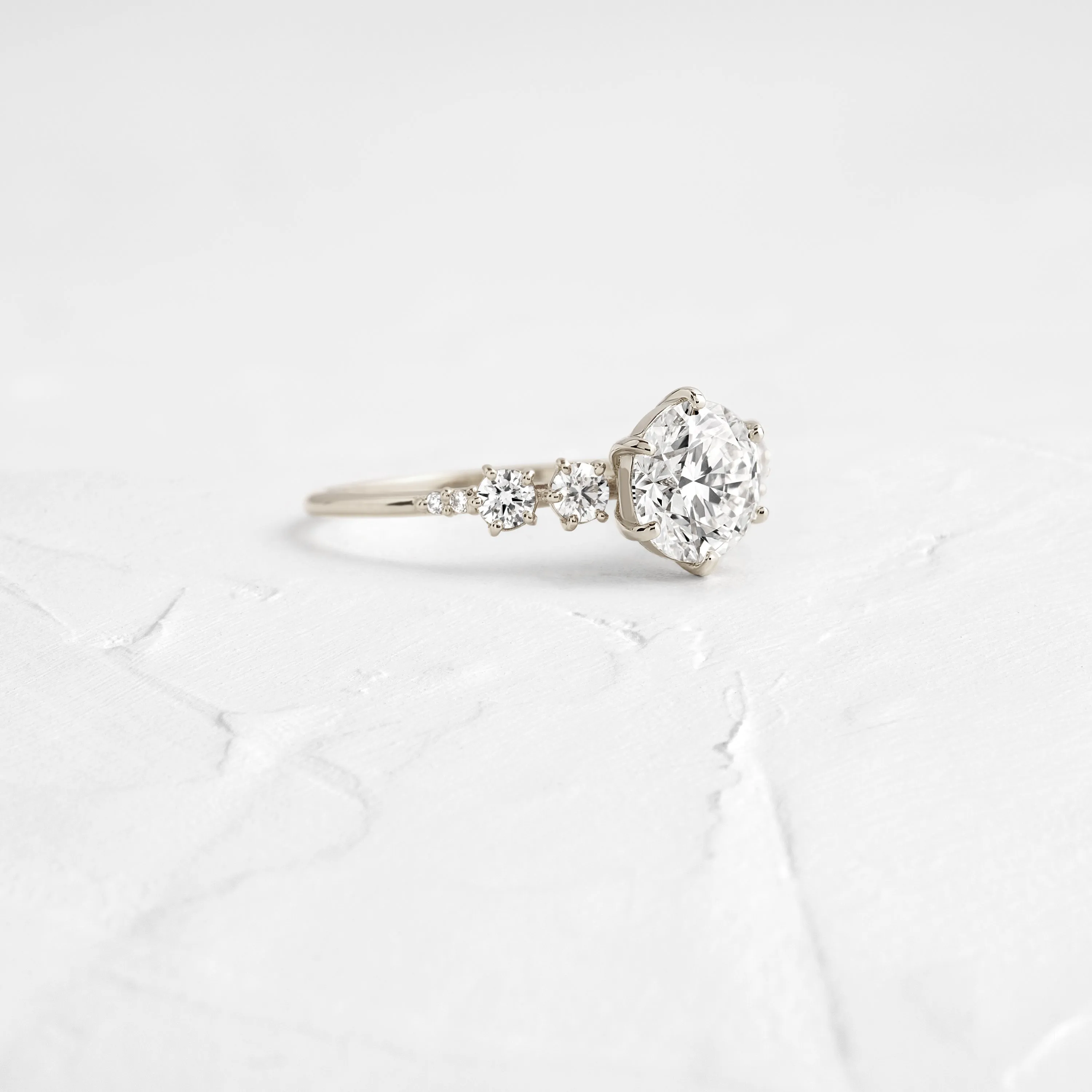 Coda Ring, Round Cut