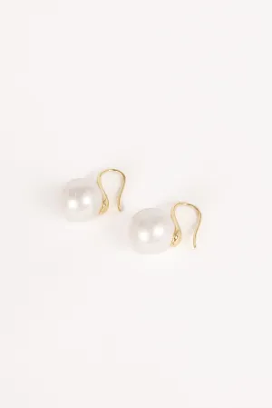 Daniella Pearl Earrings - Gold