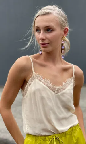Fleur 4 Drop Earrings - Lilac