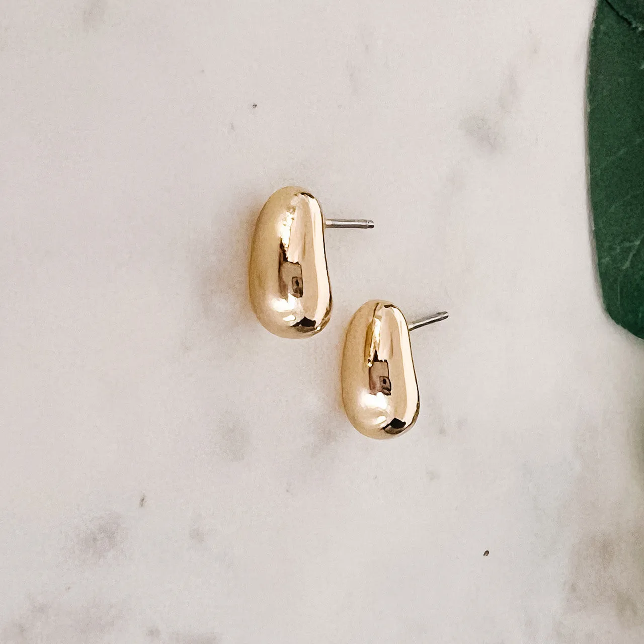 Puffy Bean Stud