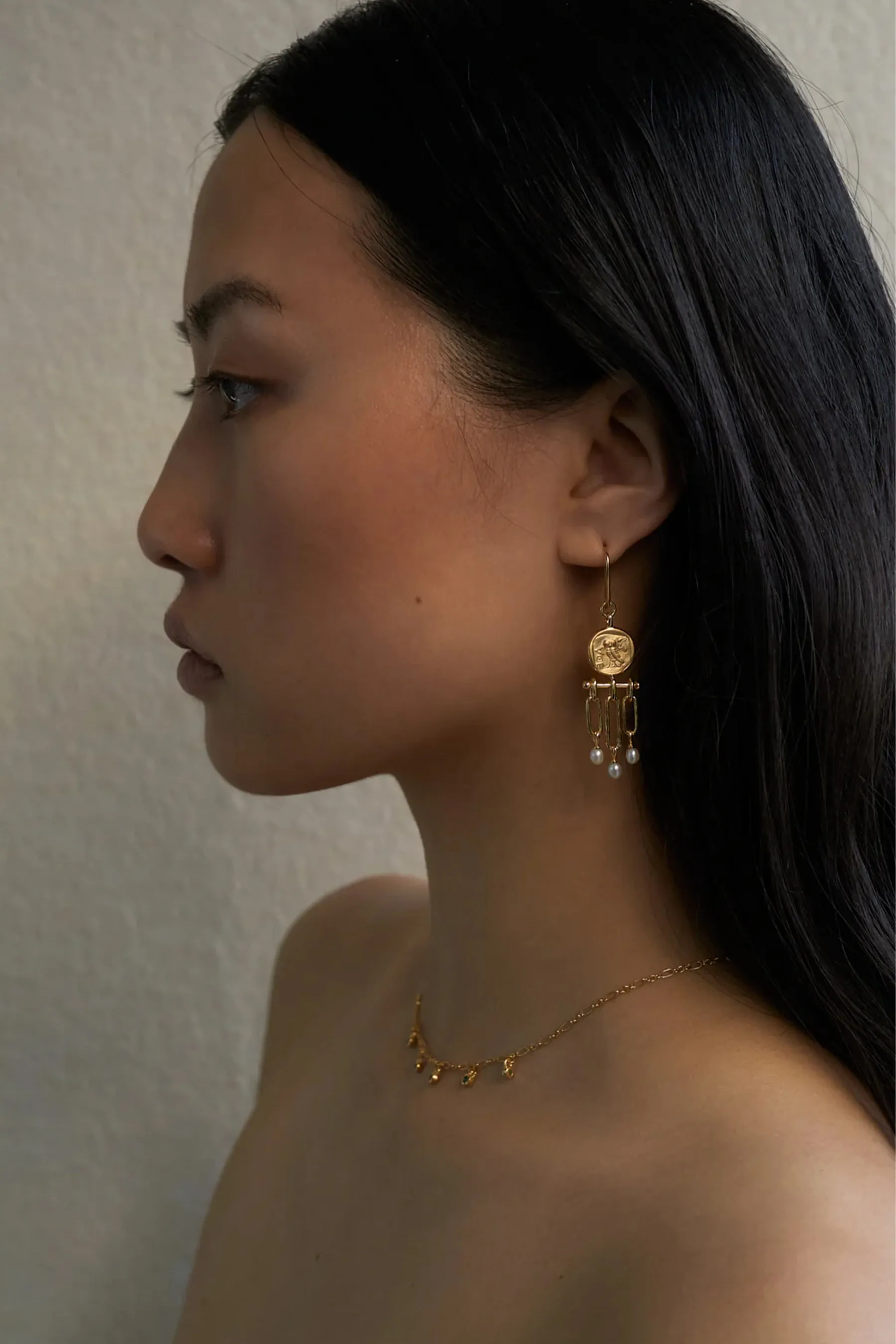 Temple Of The Sun Palas Earring - Gold