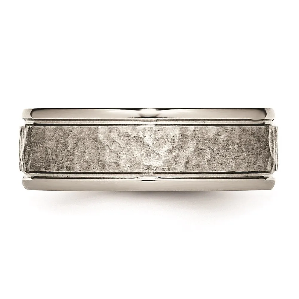 Titanium Polished w/Satin Hammered Center Grooved Ring | TB480