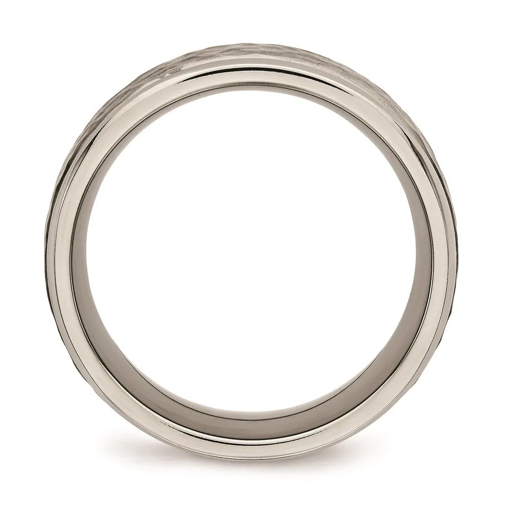 Titanium Polished w/Satin Hammered Center Grooved Ring | TB480